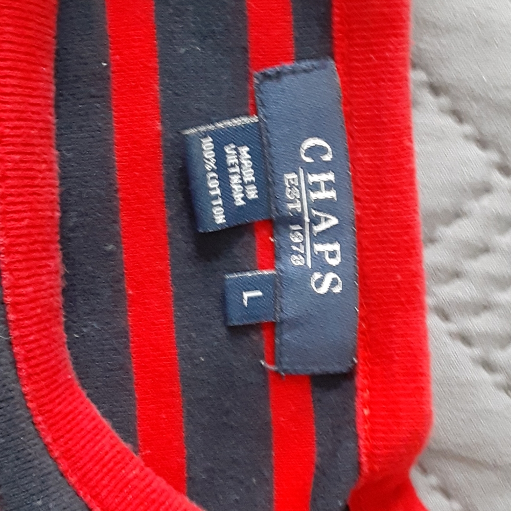 Shirt - Picture 2 of 4